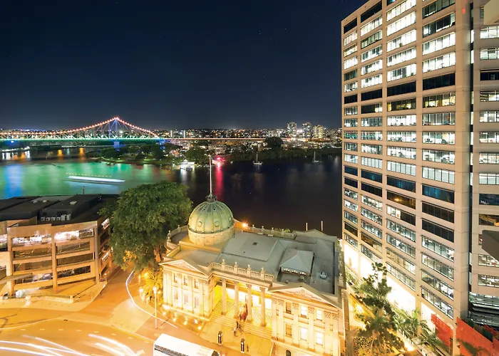 Lodge: Oaks Brisbane Aurora Suites